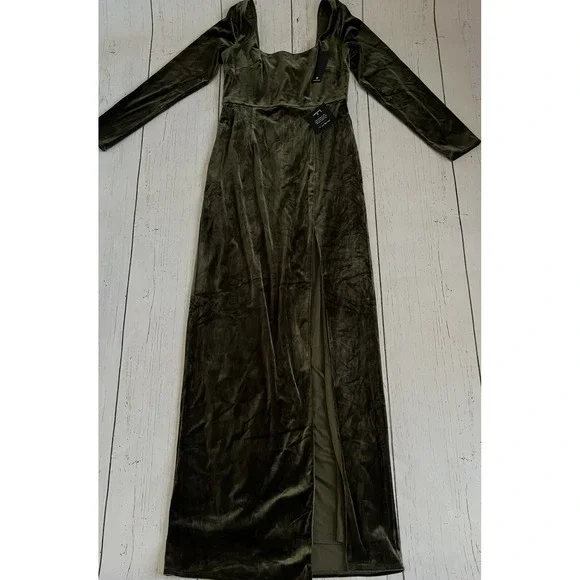 NWT Lulus Lush Adventures Olive Green Velvet Long Sleeve Maxi Dress M - Picture 6 of 10